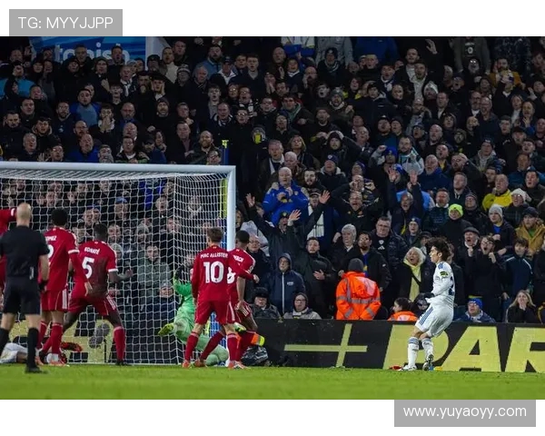 利物浦与利兹联激战成焦点双方进球精彩回顾与分析