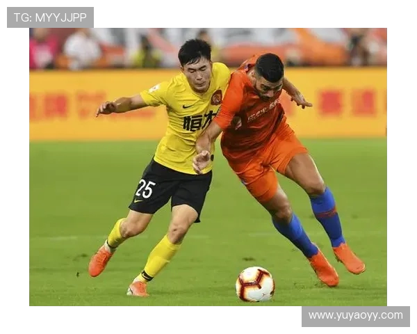 恒大与鲁能激战广东体育场球迷期待精彩对决与激情时刻