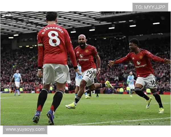 曼联与曼城激战后球员与教练深度访谈回顾精彩瞬间与战术分析