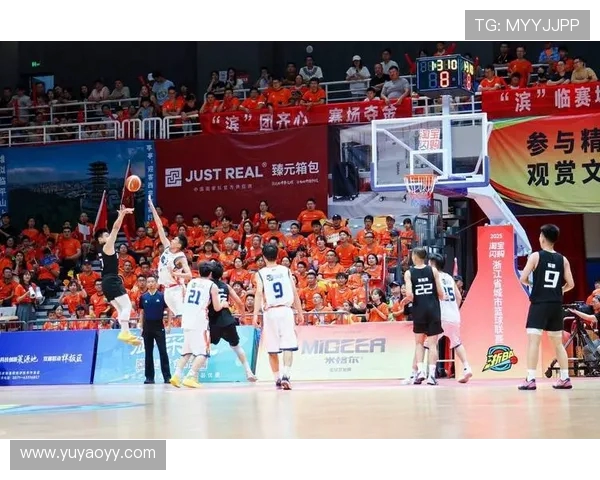 李根的篮球之路：从少年梦想到职业生涯的辉煌与挑战