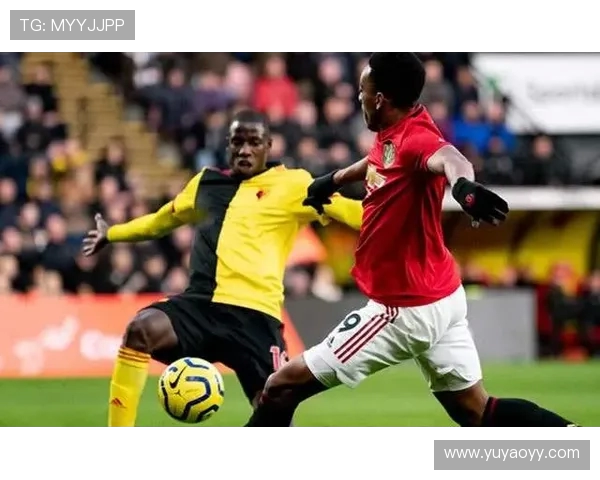 沃特福德主场迎战曼联期待精彩对决与激烈竞争 沃特福德主场迎战曼联期待精彩对决与激烈竞争